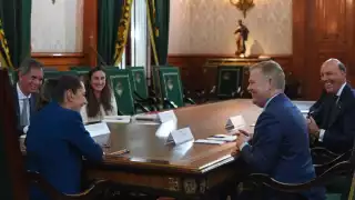 Claudia Sheinbaum se reúne con presidente y director ejecutivo de Scotiabank