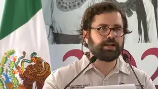 Alejandro Svarch Pérez, director de IMSS-Bienestar