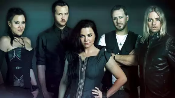 Evanescence lanza un nuevo álbum tras una década sin actividad
Evanescence lanza un nuevo álbum tras una década sin actividad