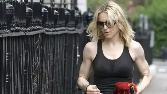 Madonna: Esta es la rutina de ejercicios que utiliza para lucir sexy a los 62 años Madonna: Esta es la rutina de ejercicios que utiliza para lucir sexy a los 62 años