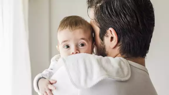 El Día del Padre ha llegado y aquí te dejamos una selección de las mejores canciones para celebrar al papá del hogar