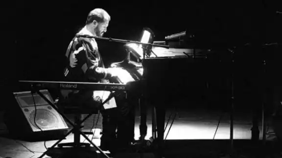 Eugenio Toussaint