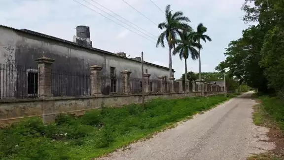 Actualmente, solo 9 personas habitan en esta comisaría de Suma de Hidalgo Actualmente, solo 9 personas habitan en esta comisaría de Suma de Hidalgo