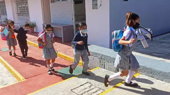El presidente aseguró que cuando se dé el regreso a clases los contagios de COVID-19 serán menores El presidente aseguró que cuando se dé el regreso a clases los contagios de COVID-19 serán menores