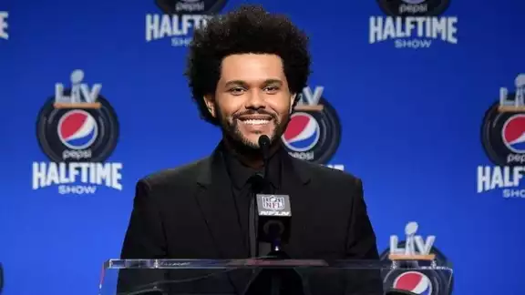 The Weeknd celebra sus 31 años The Weeknd celebra sus 31 años