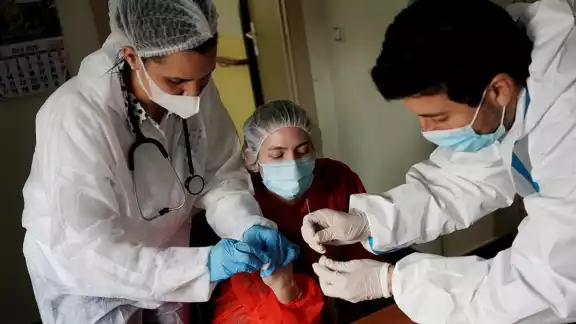 La aplicación de vacunas ha permitido la reducción de casos hospitalizados en Campeche