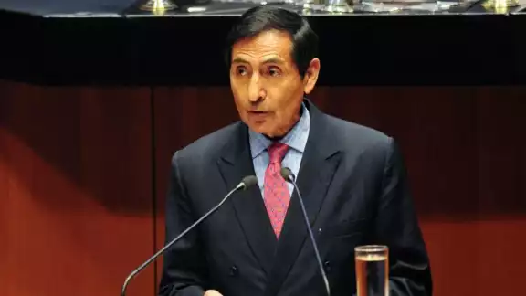 El titular de Hacienda dijo que se encuentra aislado y atendiendo los asuntos laborales desde casa El titular de Hacienda dijo que se encuentra aislado y atendiendo los asuntos laborales desde casa