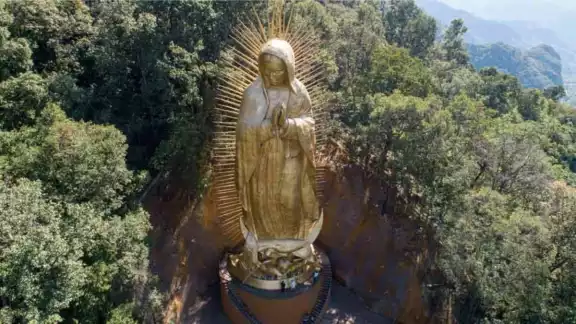 ¿Dónde se ubica la Virgen de Guadalupe más grande del del mundo?