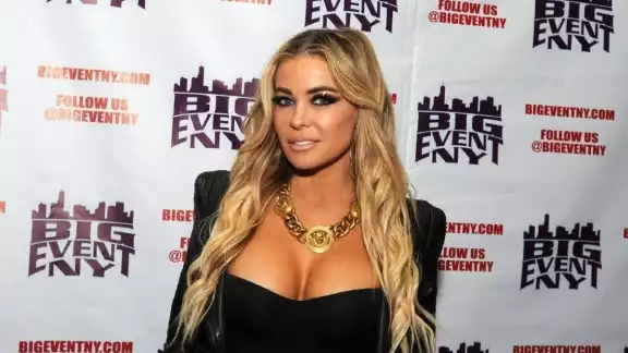 Carmen Electra