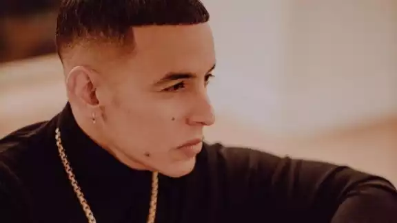 El cantante tendrá de invitados especiales a exponentes de la música urbana