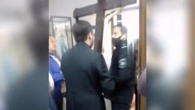 Cura Andrés Quiroga