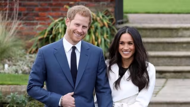 El prícipe Harry y Meghan renuncian a la corona