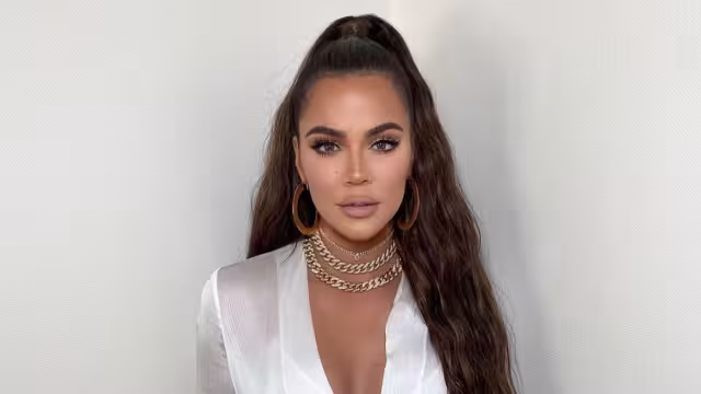 Khloé Kardashian se desnuda en Instagram para asegurar que no usa photoshop