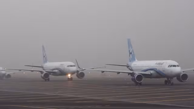 Un banco de niebla obligó a las autoridades del AICM a suspender todas sus operaciones, lo que ha retrasado vuelos y despegues