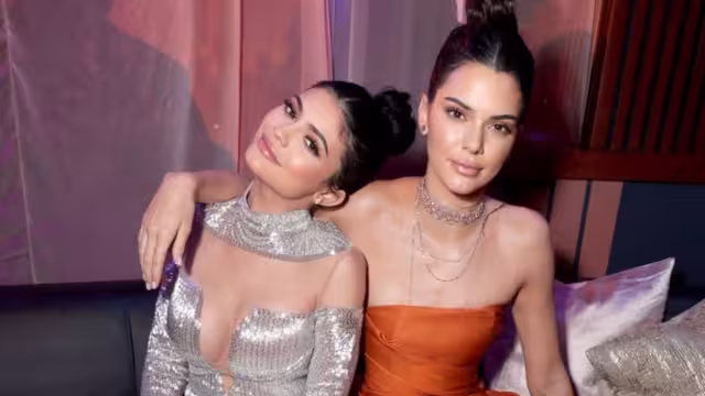 Kendall y Kylie Jenner se muestran totalmente borrachas en YouTube
