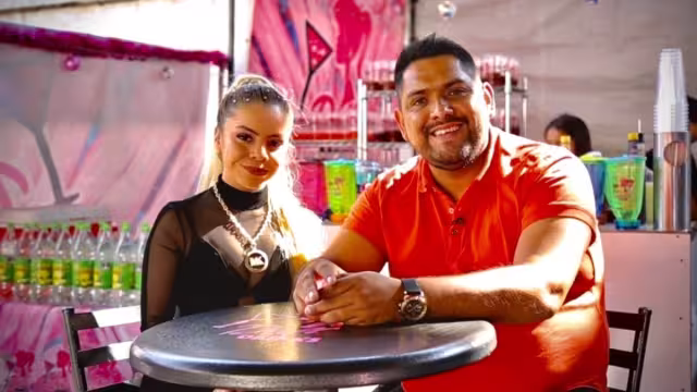 Adrián "El Pecas" y Odaly eran socios del puesto de licuachelas