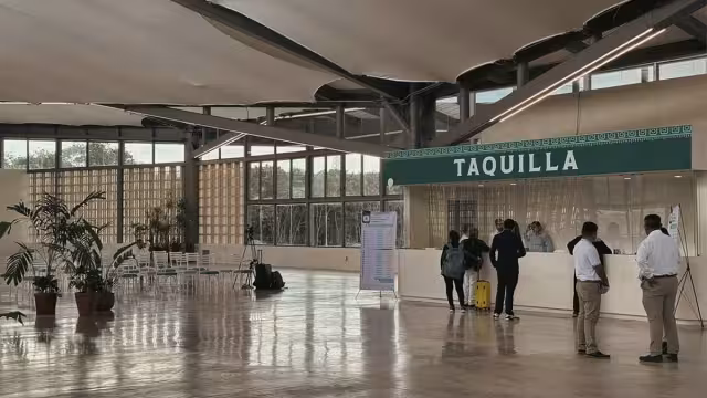 Los días de atención en el Centro Histórico son de lunes a sábado, de 09:00 a 17:00 horas