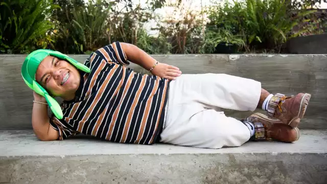 El "Medio Metro" cobra hasta 25 mil pesos por 30 minutos de show