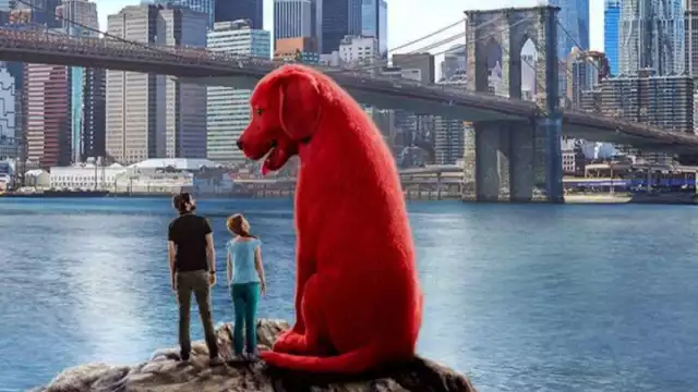 Los fans más acérrimos del gran perro rojo han demostrado su alegría al ver el recién estrenado tráiler de la película