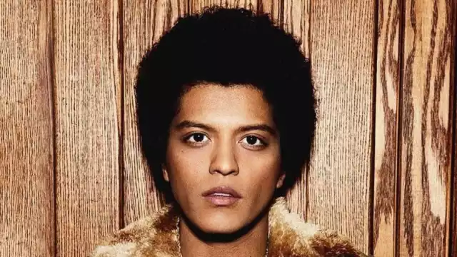 Bruno Mars anuncia un nuevo disco