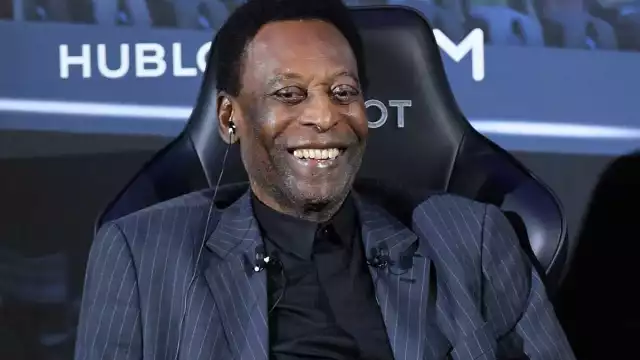 Anteriormente, el pasado 17 de septiembre, Pelé presentó problemas de reflujo