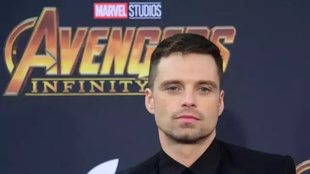 Sebastian Stan de ‘Falcon y el Soldado de invierno’ se desnuda en Instagram