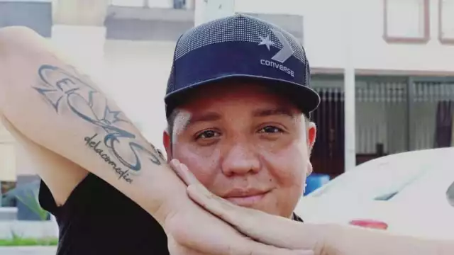 La exesposa de Alan Saldaña lo acusa de violencia familiar y sustracción de menores