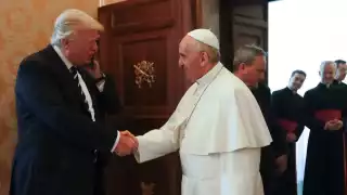 La relación entre Trump y el Papa Francisco fue, en su momento, objeto de atención por sus diferencias en temas migratorios y sociales