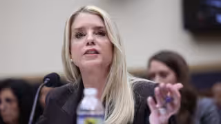 Pam Bondi, fiscal general de Estados Unidos