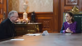 La presidenta Sheinbaum explicó que durante la reunión se analizaron los principios planteados por el Papa León XIV para orientar el desarrollo de la inteligencia artificial