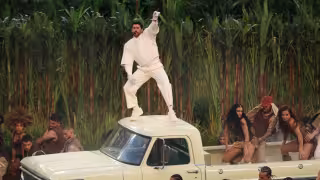 El Conejo Malo une a los latinos