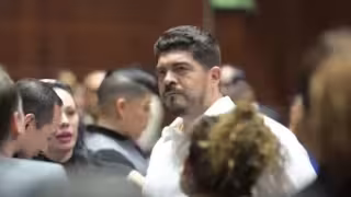 Los primeros reportes señalan que  Zenyazen Escobar García  fue encontrado en el interior de un vehículo y que presentaba al menos una lesión producida por arma de fuego