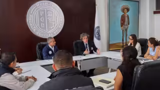Los representantes diplomáticos también se reunieron con el fiscal de Morelos, Fernando Blumenkron Escobar