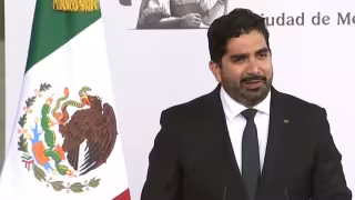 Roberto Lazzeri Montaño, director de Nafin y Bancomext