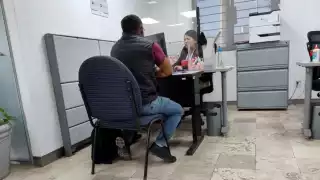 La falta de capacitación adecuada, sumada a la complejidad de los procedimientos, ha contribuido a un ambiente de frustración.