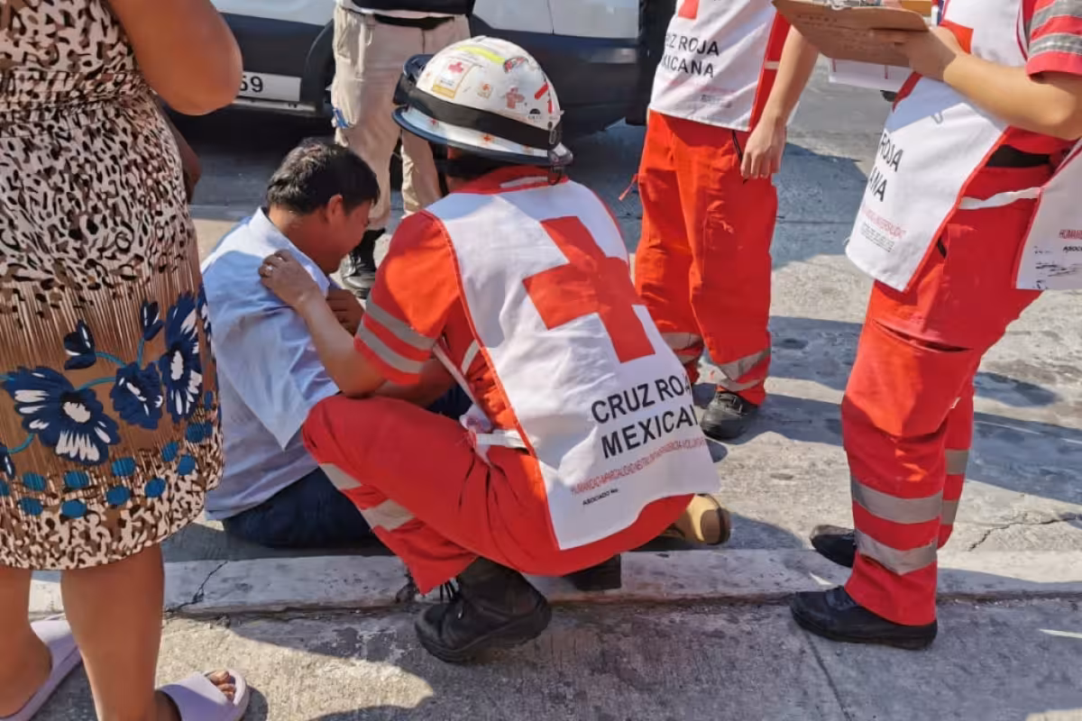 Choque de motos deja a un hombre lesionado en Ciudad del Carmen - PorEsto