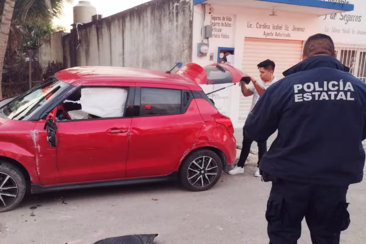 Joven pierde el control de su carro y vuelca en Felipe Carrillo Puerto ...
