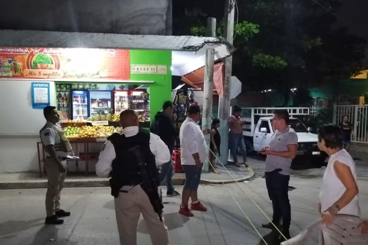 Vecinos bloquean calles por falta de luz por 20 horas en Ciudad del ...