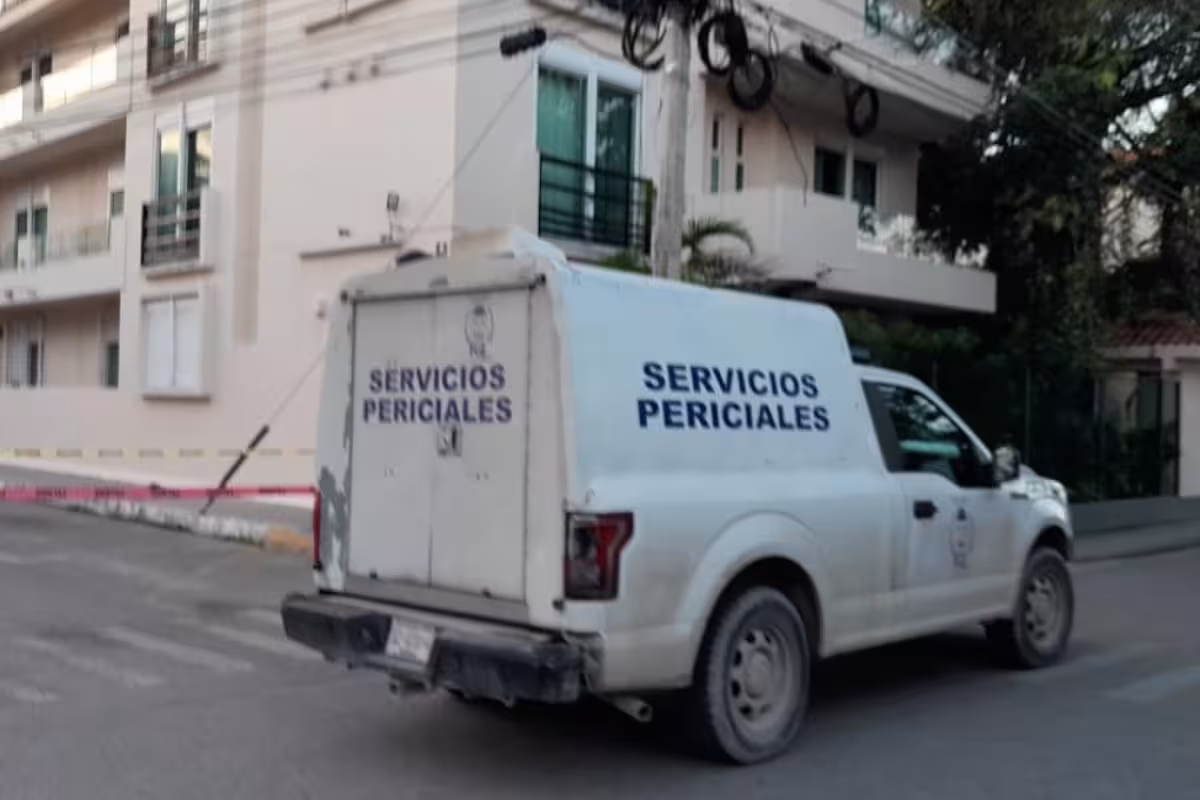 Hombre muere al caer de un segundo piso en Playa del Carmen - PorEsto