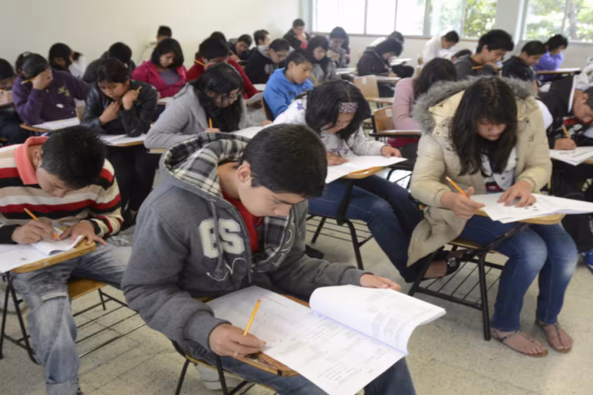Reprobar Maestros podrán reprobar a sus alumnos que no acrediten, esto dice la ...