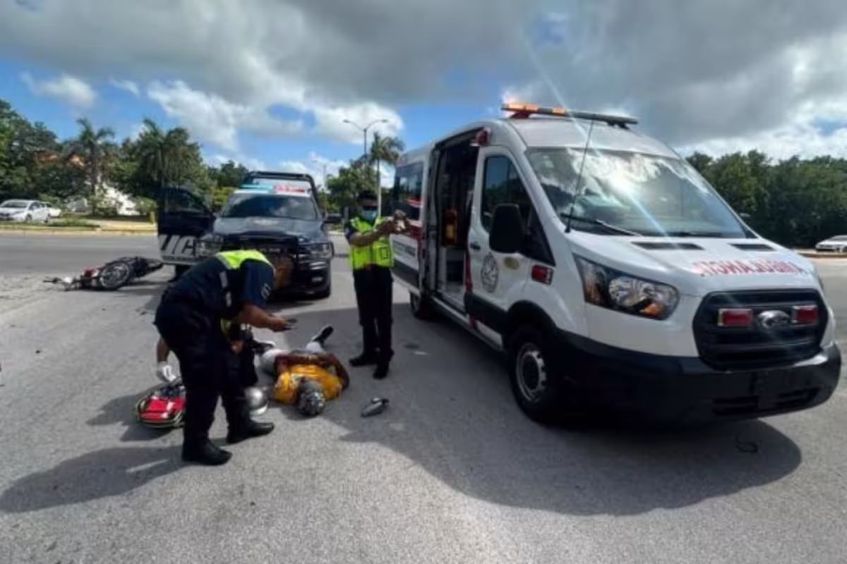 Conductora choca a motociclista en Playa del Carmen y huye del lugar ...