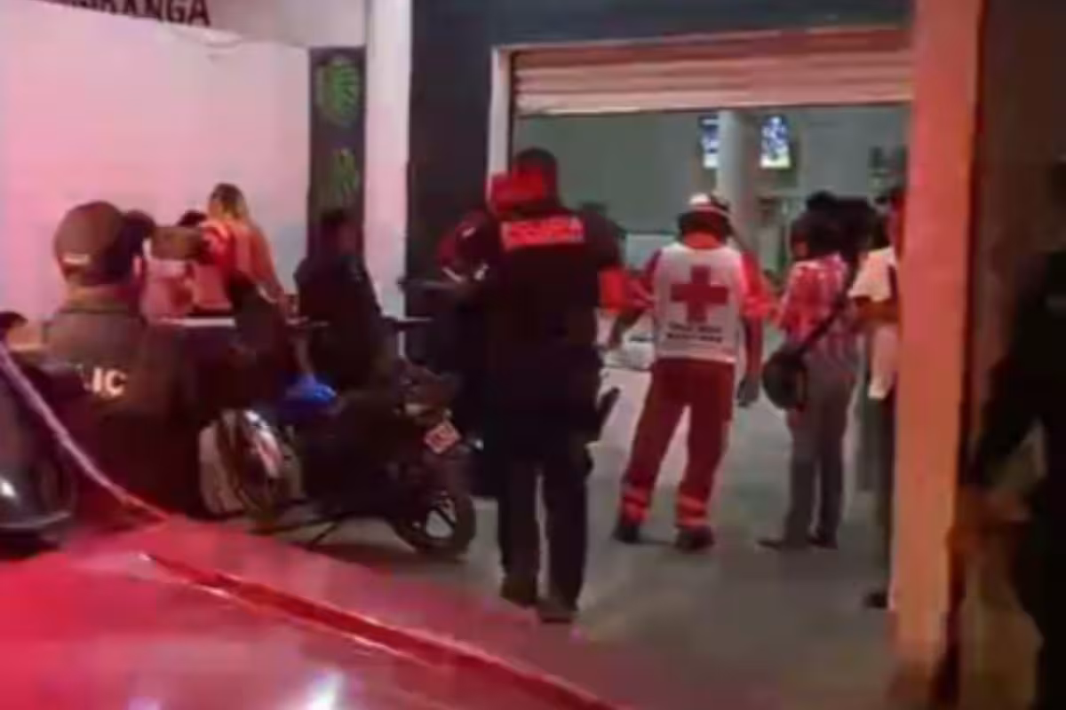 Presuntos taxistas ejecutan a un hombre al interior de un bar en Tulum ...