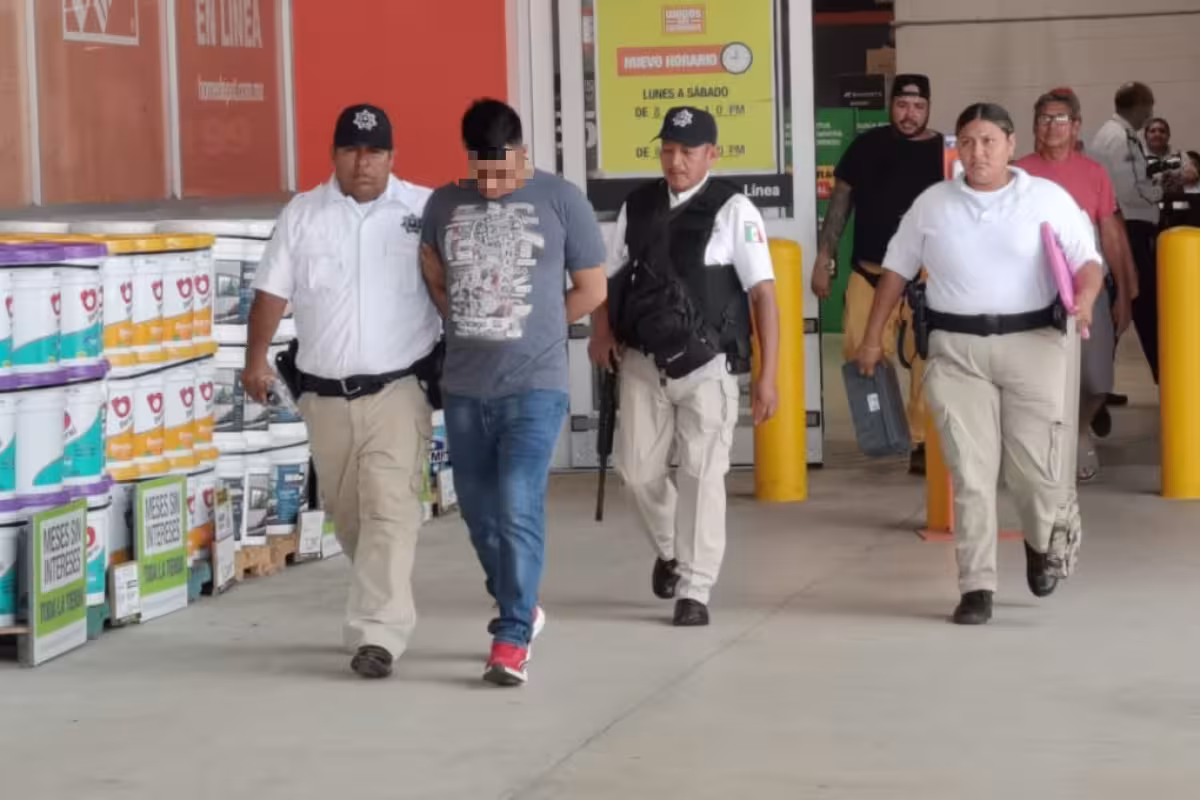 Detienen a hombre en Ciudad del Carmen por intento de robo en Home ...