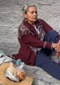 La mujer advierte que regresará en diez días si sus peticiones no se cumplen.