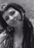 La Universidad de Granada expresó su condena por el asesinato de Claudia Tacoronte y convocó a un minuto de silencio en su memoria