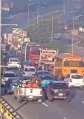 Hay afectaciones en rutas del Va y Ven por el bloqueo en el Periférico de Mérida