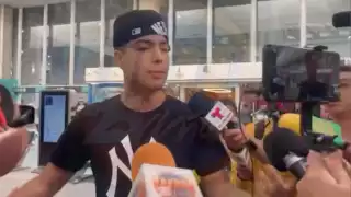 Así fue la agresión de Naim Darrechi a la prensa; también confirmó embarazo de Yeri Mua: VIDEO