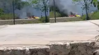 Avioneta aterriza de emergencia y se incendia en la vía libre Mérida-Cancún