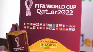 Maestra pide a sus alumnos encontrar la tarjeta de Cristiano Ronaldo del álbum Panini