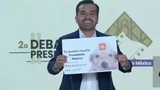 Una vez más el candidato naranja le apostó por ser tendencia en redes sociales